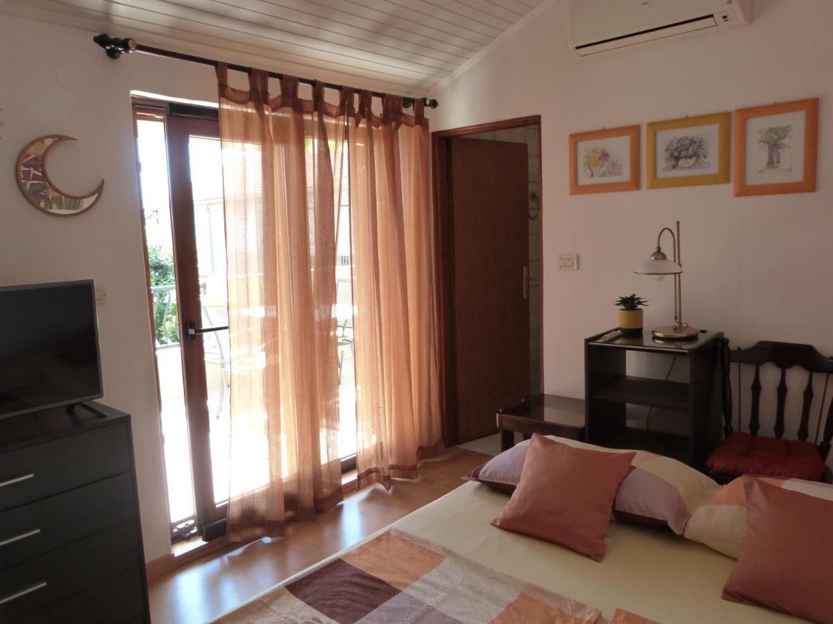 Eva Apartment